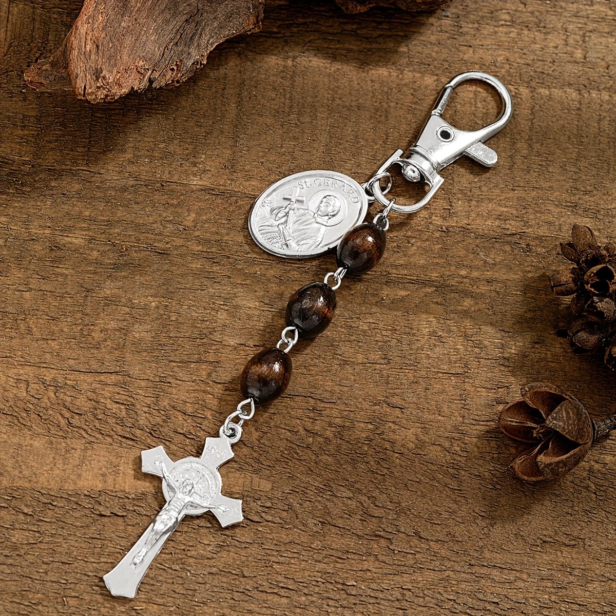 Chaveiro Sacra – Medalhão e Cruz em Zinco - Catholité